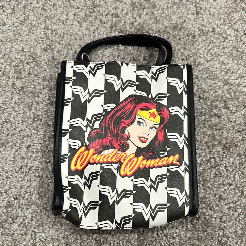 Wonder Woman Black and White Bag